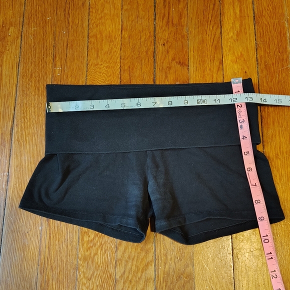 SOLD Victoria’s Secret PINK Foldover Yoga Shorts XS Black Silver Sequin Stretch - Picture 10 of 11